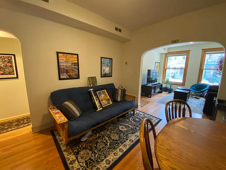 852 W Diversey Pkwy #2F — Photo 3