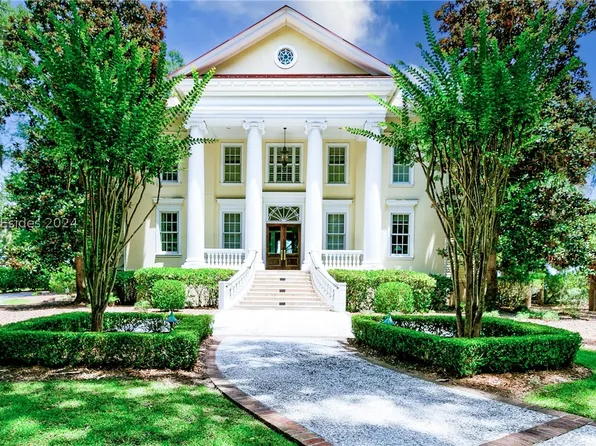 42 Freeport Dr, Daufuskie Island, SC 29915