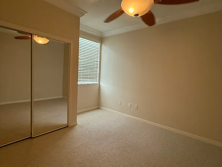 14681 Sutherland Ave — Photo 16