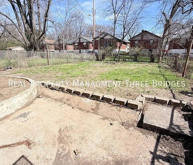 8344 Eton Pl — Photo 9