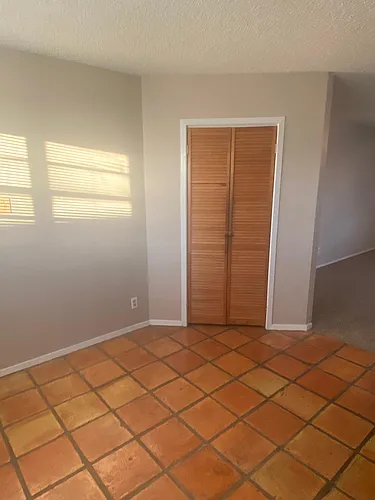 2414 Lindell Ave Photo 1