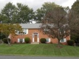 3709 Dellabrook St, Olney, MD 20832