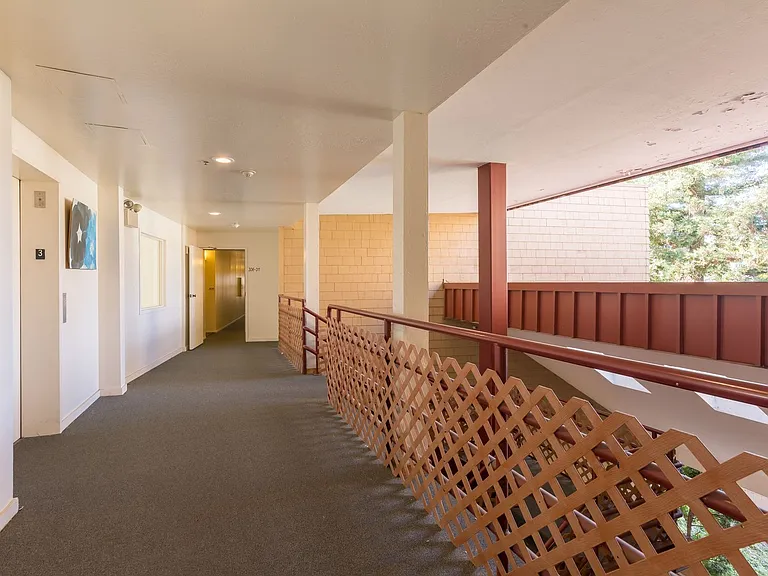 Le Boulevard Apartments — Photo 20