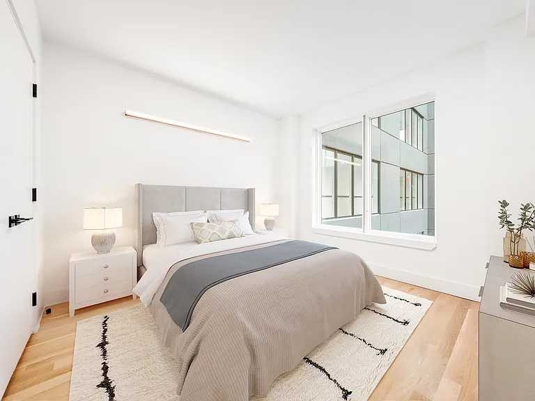 45 Lenox Rd #4D — Photo 3