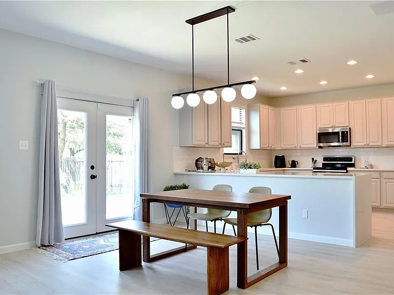 2101 Sage Canyon Dr — Photo 20