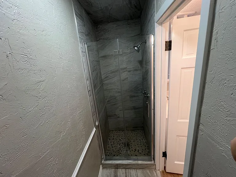 2906 S Monroe St — Photo 18