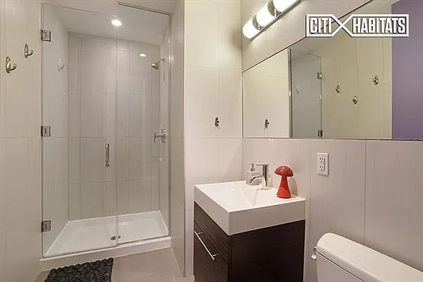 Sold by Citi Habitats | media 7