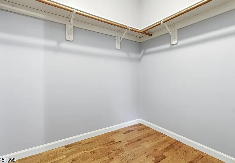 83 Farley Ave — Photo 17