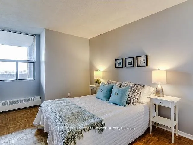 25 Sunrise Ave #1501 — Photo 15