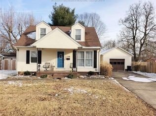 136 English Rd, Point Pleasant, WV 25550