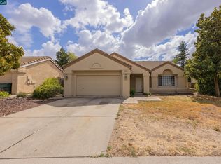 5803 Devon Dr, Rocklin, CA 95765