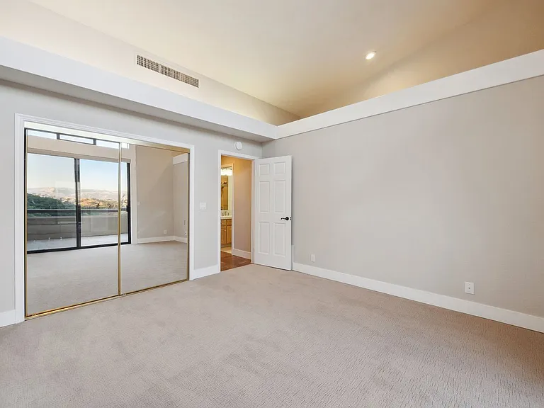 21 Deer Oaks Ct — Photo 35