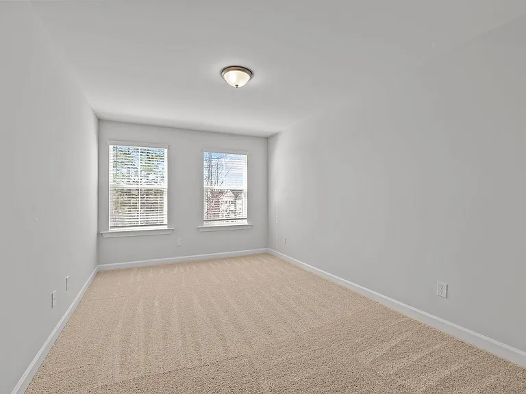 983 Parkstone Towne Blvd — Photo 27