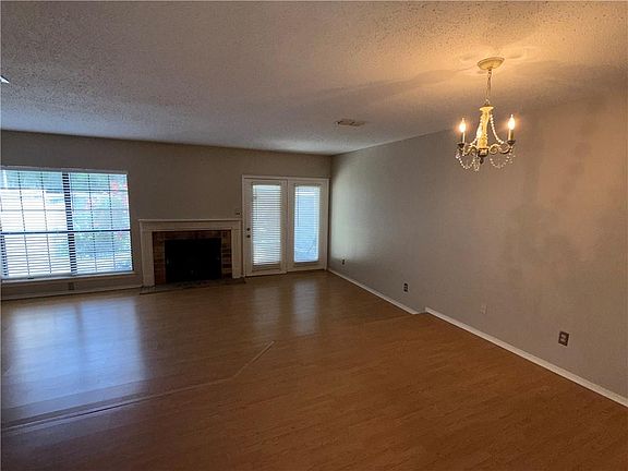 2nd image of 5900 Grelot Rd APT 304