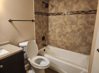 480D Chapel Ridge Dr, Hazelwood, MO 63042