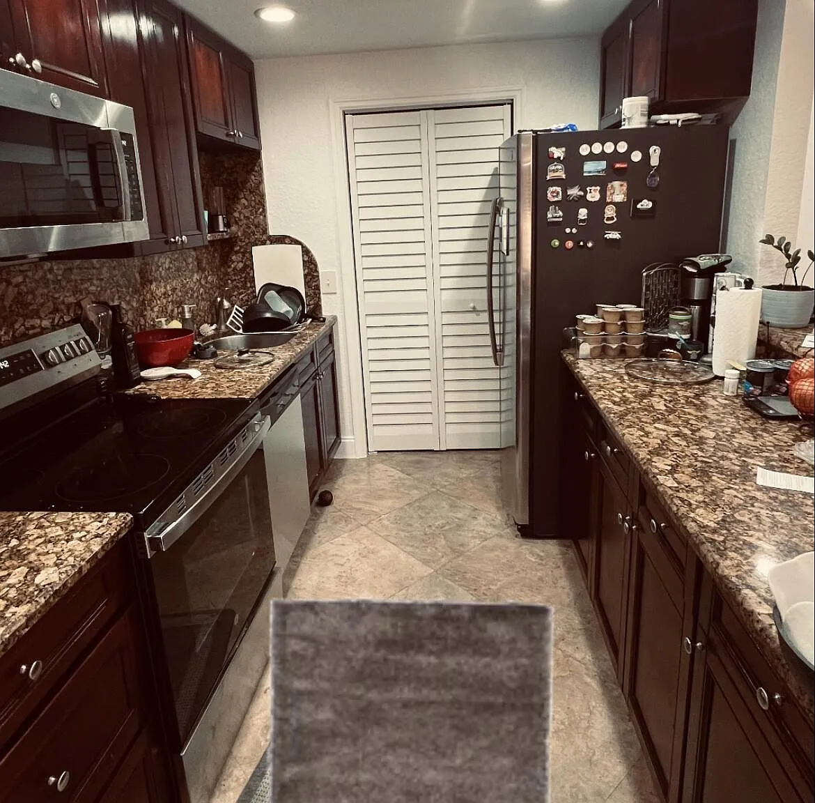 2 bed, 2.0 bath, 1100 sqft, $3,000 — Photo 2