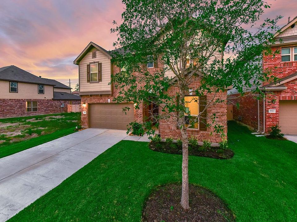 1st image of 5907 Rivergrove Bend Dr