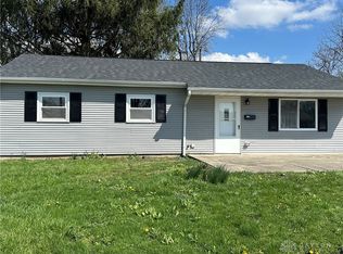1272 Apple St, Fairborn, OH 45324