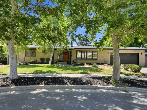 5842 S Fontaine Bleu Cir, Murray, UT 84121