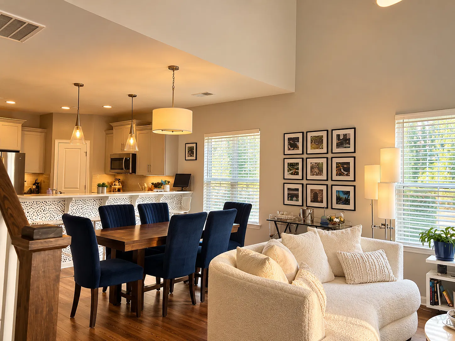 3 bed, 2.5 bath, 1740 sqft, $2,100 — Photo 3