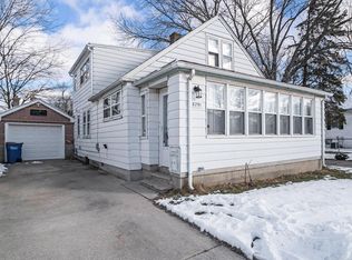 8291 Toepfer Rd, Warren, MI 48089