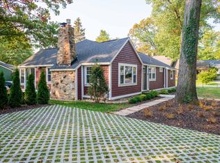 1950 Forest Dr, Holland, MI 49424