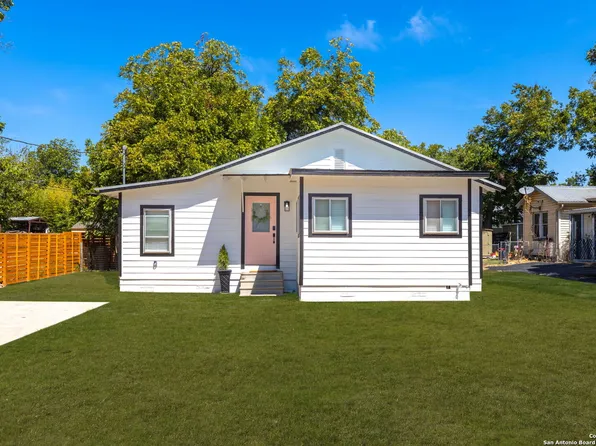 465 E Mather, New Braunfels, TX 78130