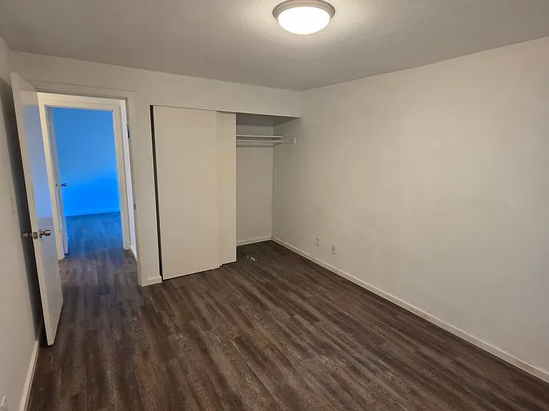 Twin Cedars Apartments — Photo 8