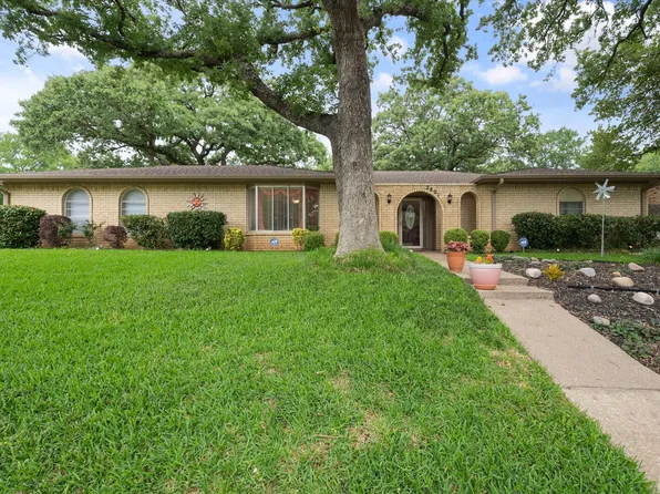2801 Valparaiso Trl, Arlington, TX 76017