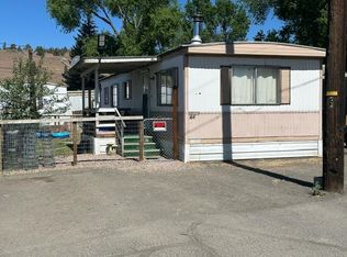 126 NW B St, Madras, OR 97741