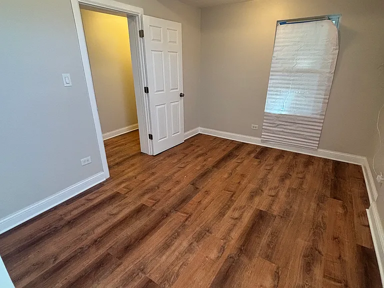 7049 S Kimbark Ave — Photo 9
