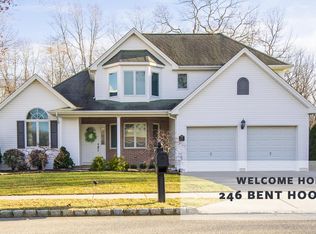 246 Bent Hook Rd, Toms River, NJ 08755