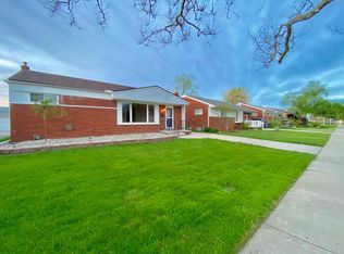 13322 Peach St, Southgate, MI 48195
