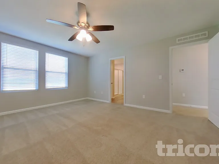 15619 Merlin Ave — Photo 7