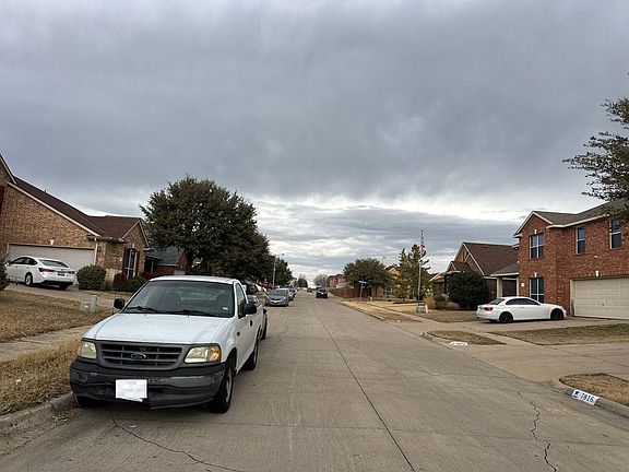 5th image of 7817 Longbow Ln