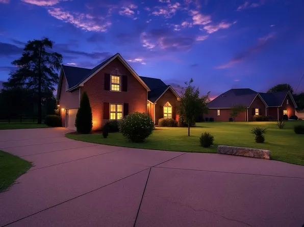 114 Falling Branch Ct, Murfreesboro, TN 37129