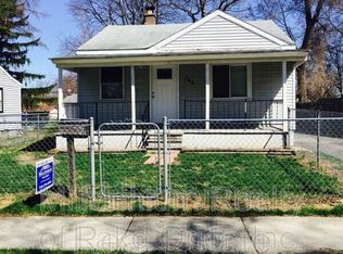 260 W Longfellow Ave, Pontiac, MI 48340
