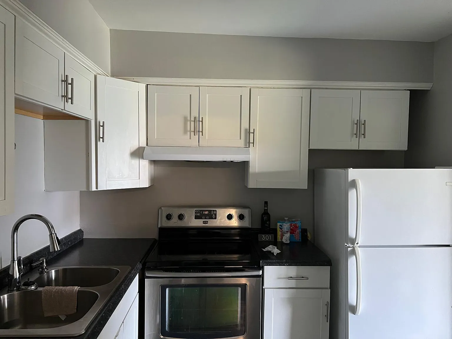 17984 Amherst Ct — Photo 1