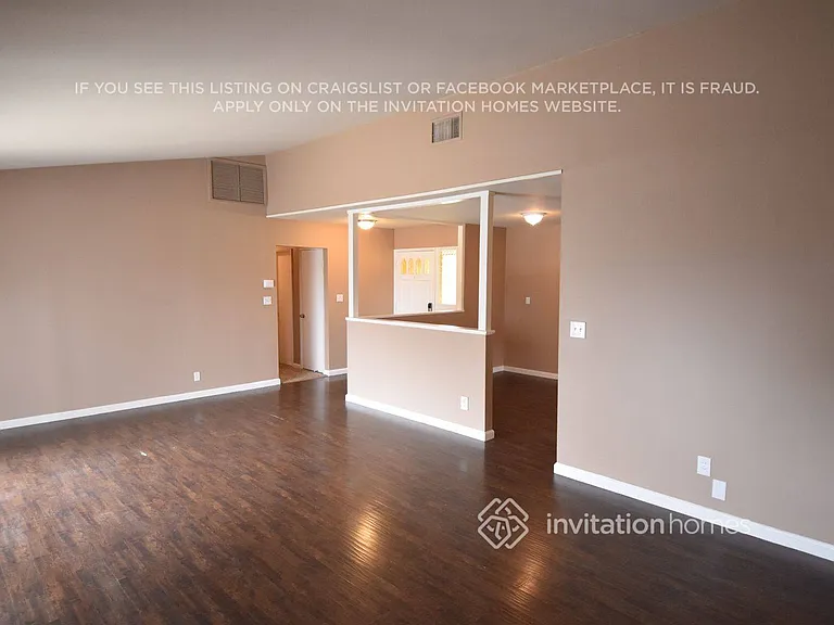 1701 Claremont Dr — Photo 3