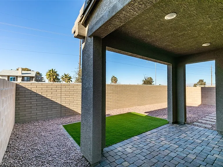 405 Isla Enclave Way — Photo 41