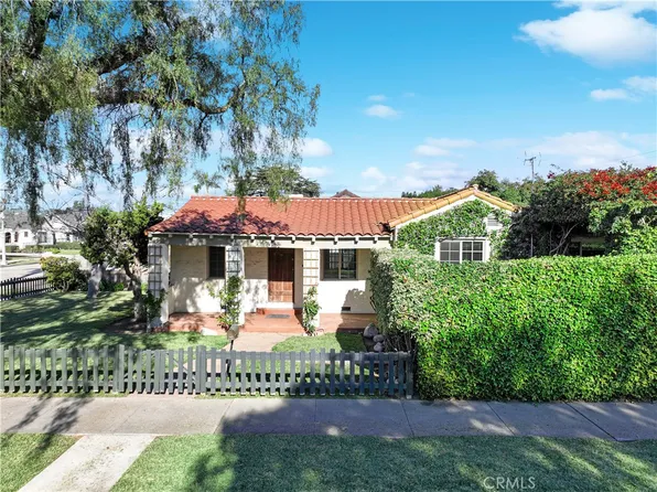 1147 S Van Ness Ave, Santa Ana, CA 92707