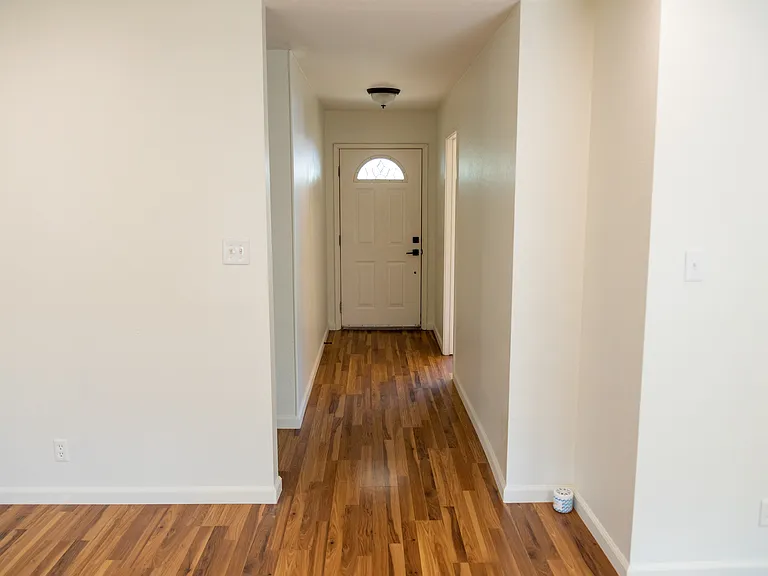 3803 Yellowstone Ct — Photo 10