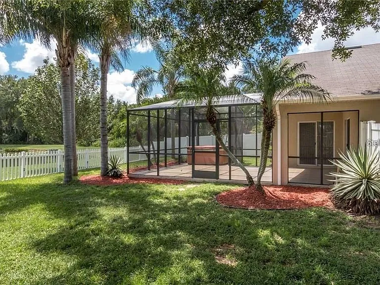7139 Colony Pointe Dr — Photo 6