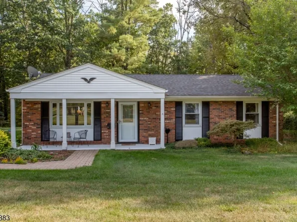 5 Deer Path, Holland Twp., NJ 08848