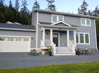 210 Kramer Ave, Sitka, AK 99835