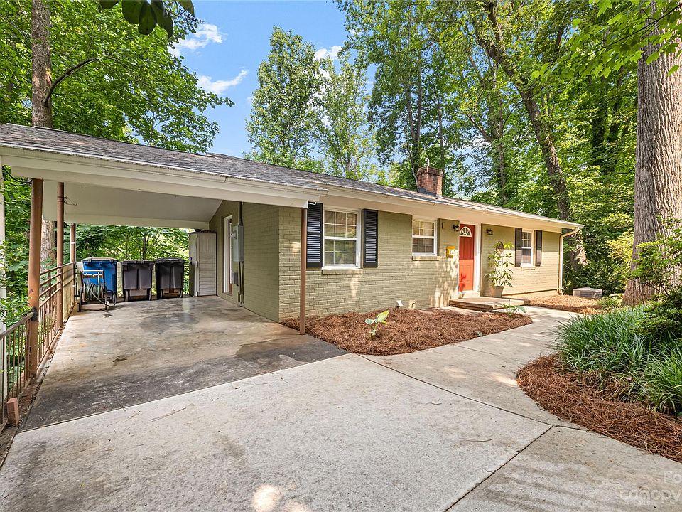 1st image of 627 Oakdale Dr