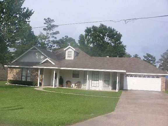2nd image of 104 Greenleaf Dr