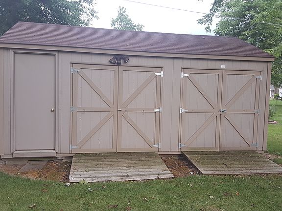 4th image of 501 Greenwood Trl