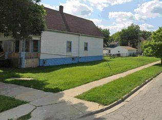 3387 N 25th St, Milwaukee, WI 53206