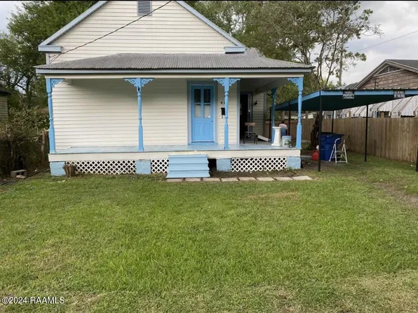421 Druilhet St, Jeanerette, LA 70544